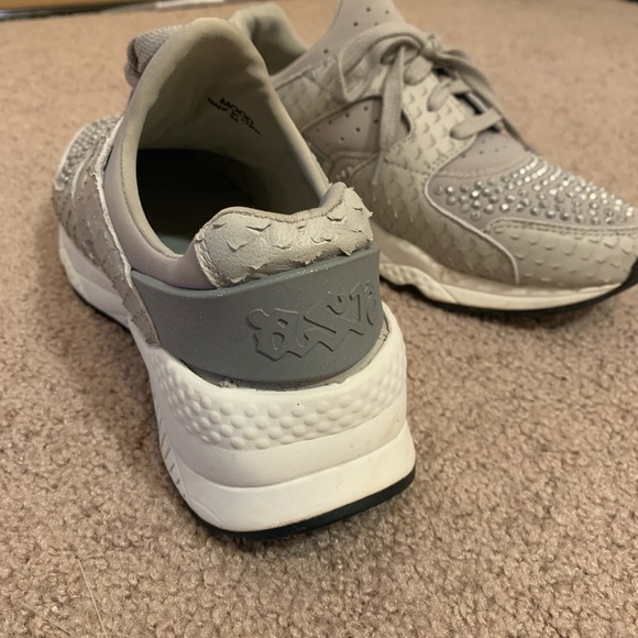 Ash tan/gray sneakers - Picture 3 of 4